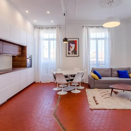 Colbert - 80m2 Proche Du Vieux-port Appartamento
